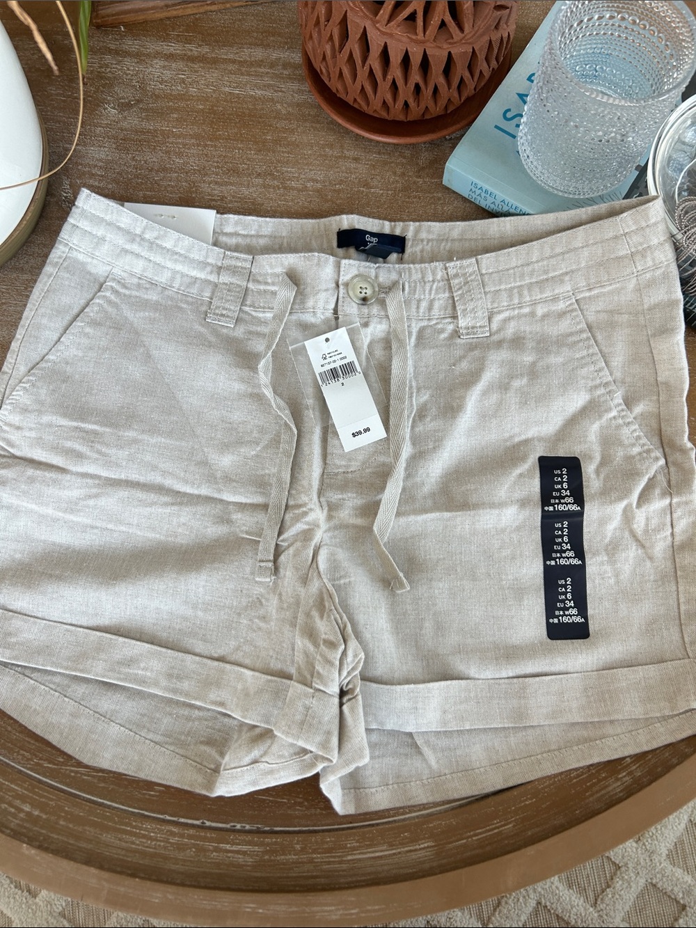 GAP Women's Drawstring Linen-Blend Shorts in Light Beige